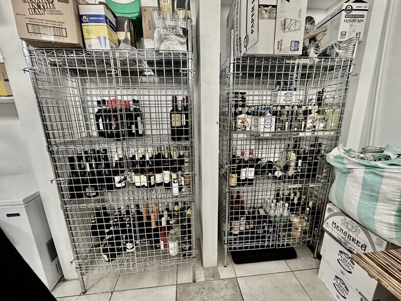 More Photos Of 135-141 Post Rd E, Westport Freestanding For Lease