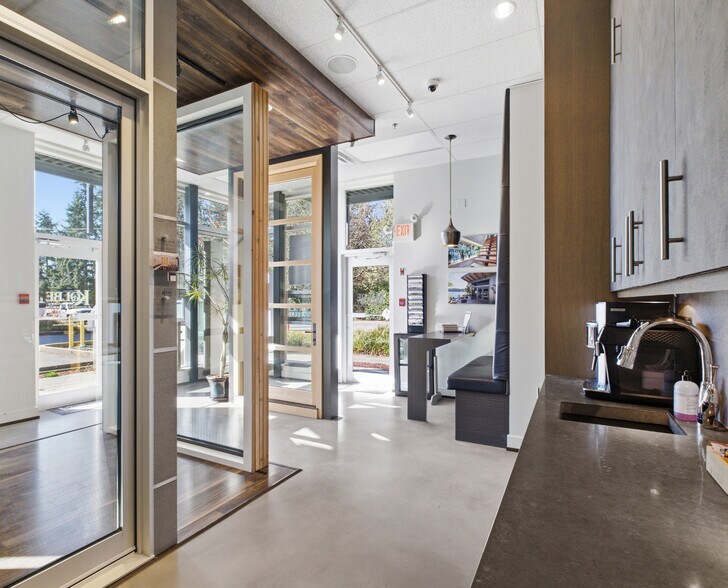 More Photos Of 185 Forester St, North Vancouver District Warehouse For Sale