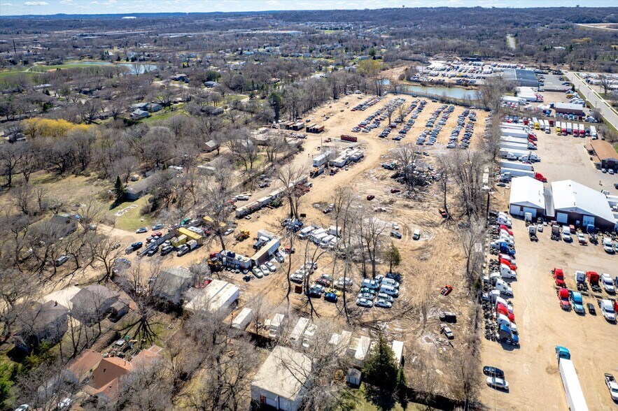 More Photos Of 9099 Highway 101 W Frontage rd, Savage Truck Terminal For Sale