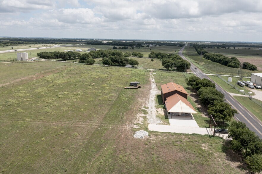More Photos Of 16100 S Highway 77, Italy Land For Sale