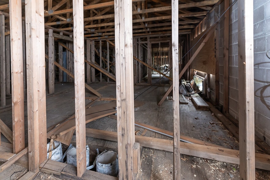 More Photos Of 6020 Shelby Oaks Dr, Memphis Hotel For Sale