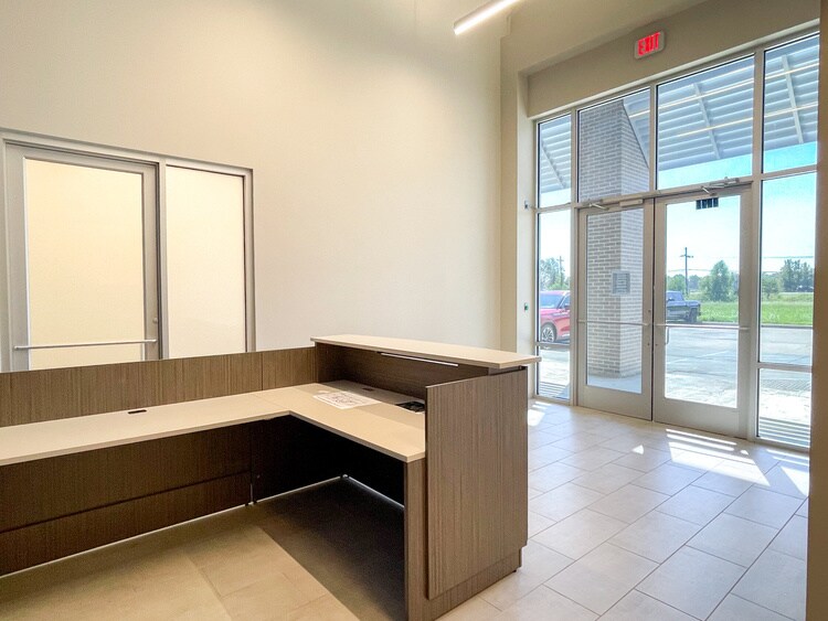 More Photos Of 9373 Baringer Foreman Rd, Baton Rouge Office For Sale