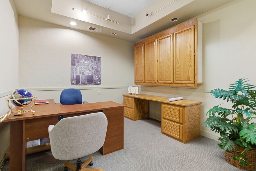 More Photos Of 1025 Central Ave, Tracy Medical For Sale