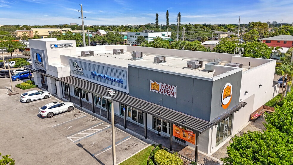 More Photos Of 1815-1823 E Commercial Blvd, Fort Lauderdale Storefront For Sale