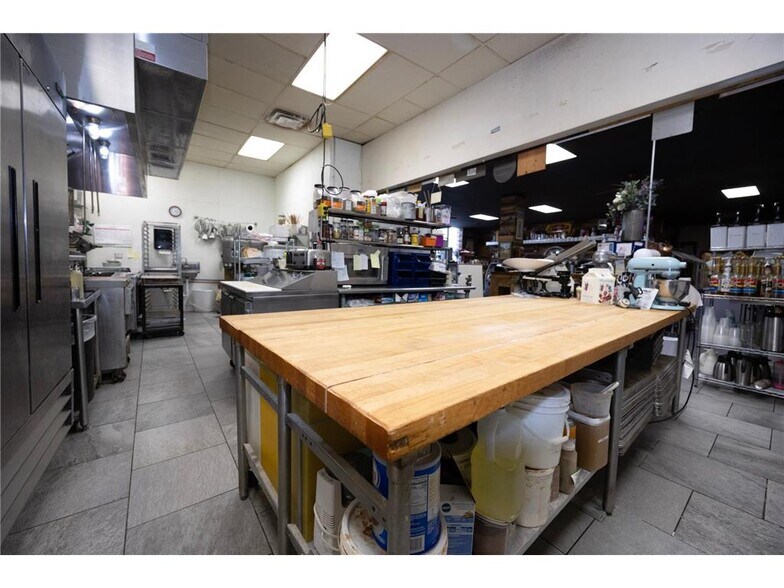 More Photos Of 102 E Centennial 84 Dr, New York Mills Restaurant For Sale