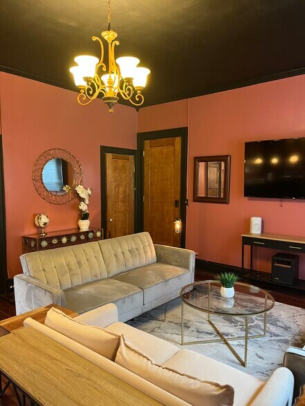 More Photos Of 417 Georgia Ave, Chattanooga Office For Sale