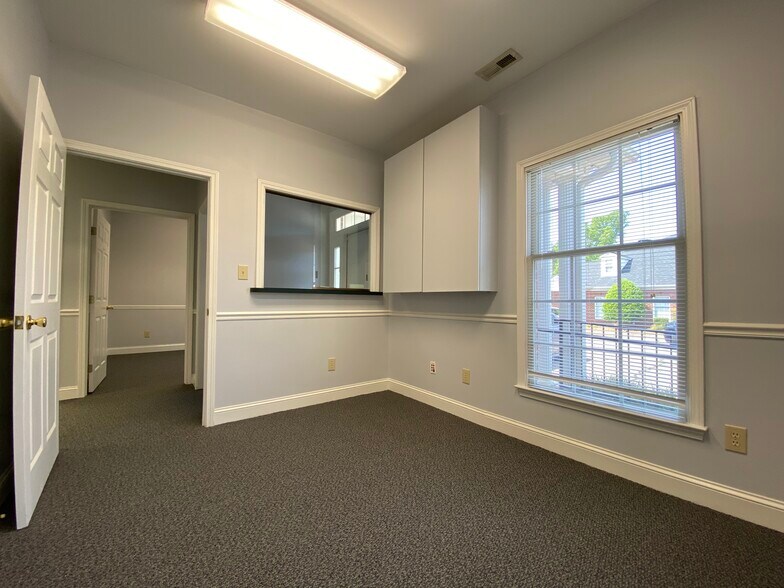 More Photos Of 1552 Union Rd, Gastonia Medical For Lease