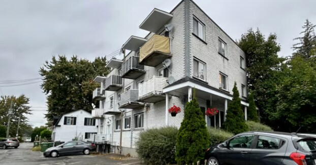 More Photos Of 16205 Boul Gouin O, Montréal Apartments For Sale