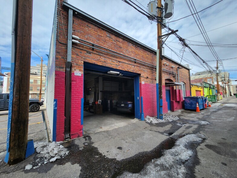 More Photos Of 2110 Market St, Denver Warehouse For Lease