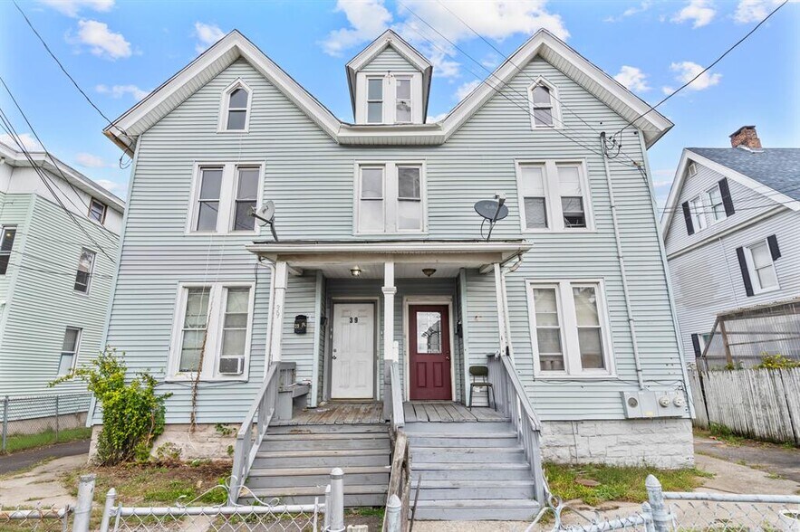 Primary Photo Of 39 Jane St, Bridgeport Apartments For Sale