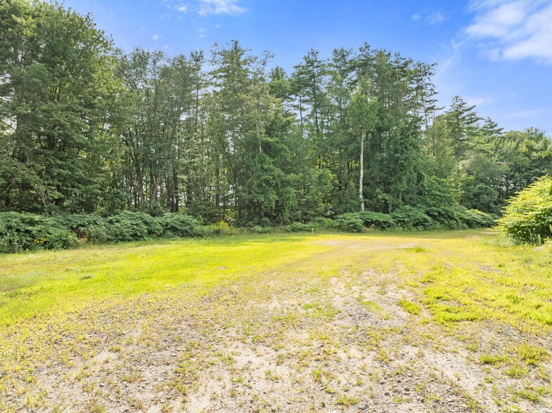More Photos Of 177 NH Route 104, Meredith Freestanding For Lease