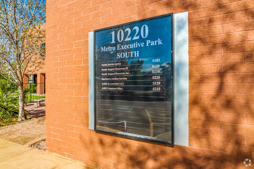 More Photos Of 10220 N 31st Ave, Phoenix Office For Lease