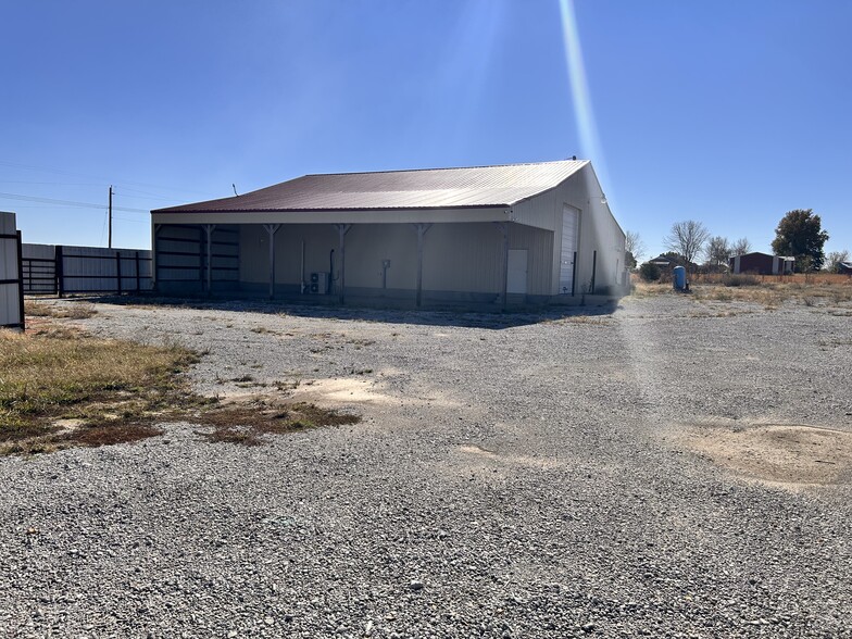 Primary Photo Of 31511 S Highway 82, Vinita Flex For Lease