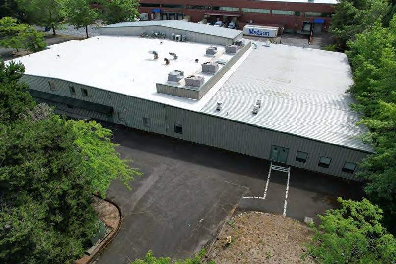 More Photos Of 27676 SW Parkway Ave, Wilsonville Manufacturing For Sale