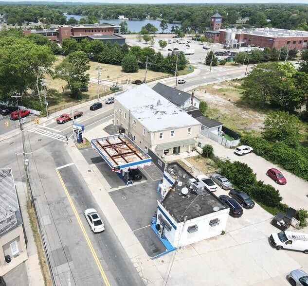 More Photos Of 270 W Main St, Patchogue Service Station For Sale