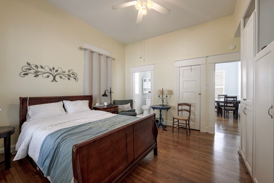 More Photos Of 3312 Crawford St, Houston Apartments For Sale