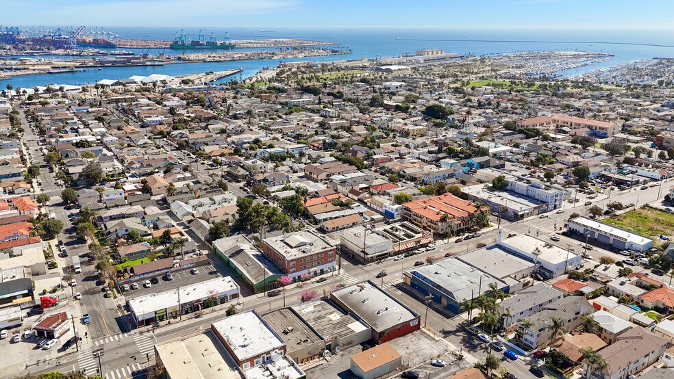 More Photos Of 1141 S Pacific Ave, San Pedro General Retail For Sale