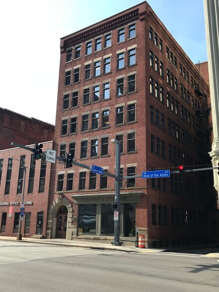 Primary Photo Of 428 Boulevard of the Allies, Pittsburgh Office For Lease