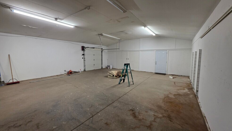 More Photos Of 69-75 Sunflower Rd, Colorado Springs Warehouse For Lease
