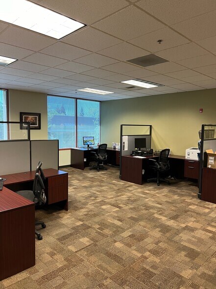 More Photos Of 2204 Plaza Dr, Rocklin Office For Lease