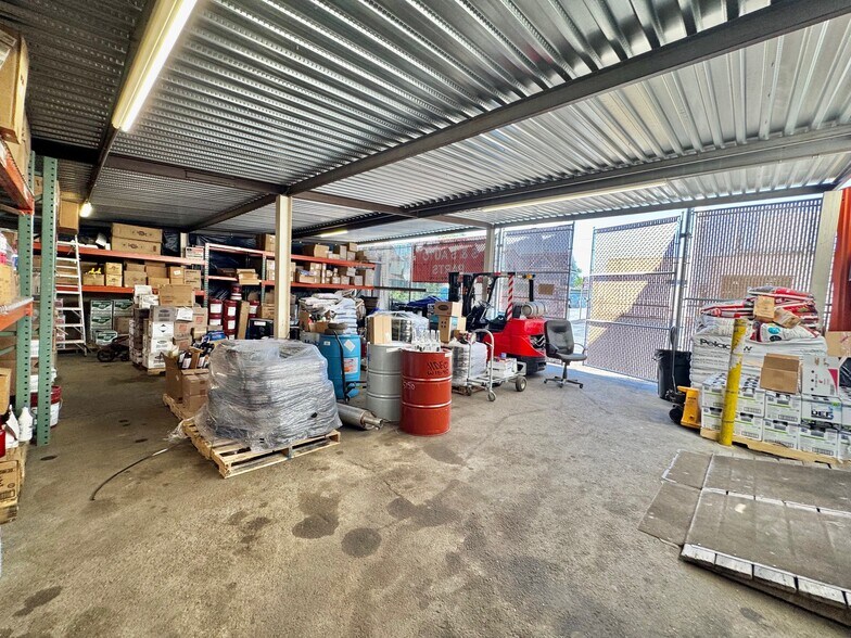 More Photos Of 14610 Guy R Brewer Blvd, Jamaica Warehouse For Sale