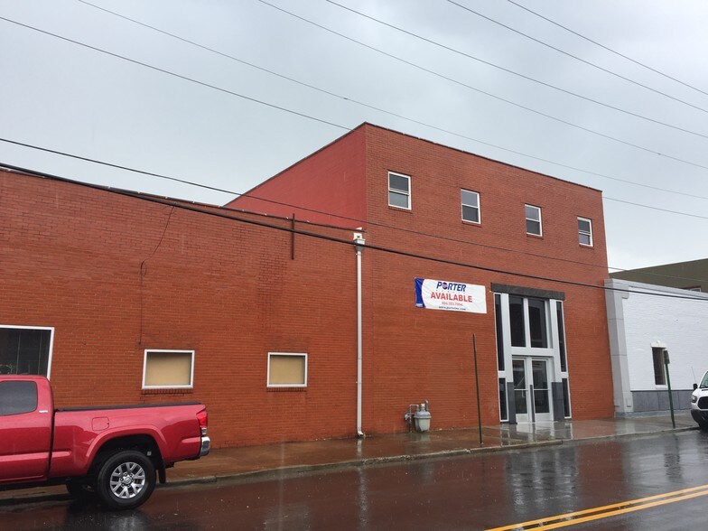 More Photos Of 3121 West Leigh St, Richmond Manufacturing For Lease