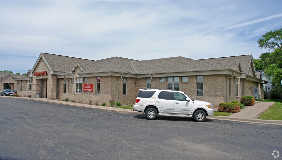 More Photos Of W188S7830 Racine Ave, Muskego Medical For Lease