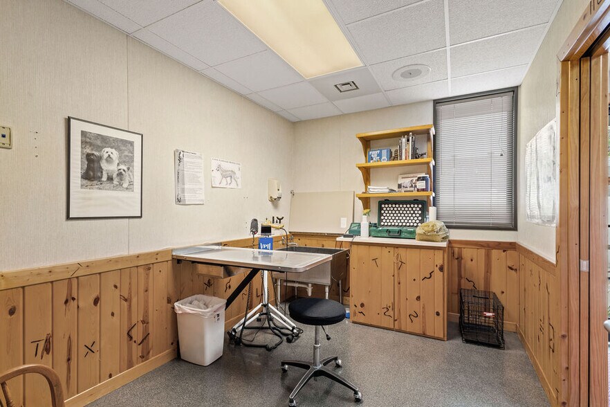 More Photos Of 2559 37th Ave, Columbus Medical For Sale