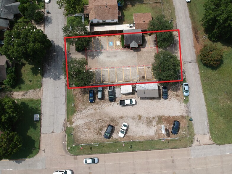 More Photos Of 217 S 2nd St, Garland Office For Lease