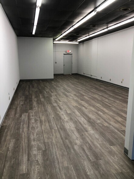 More Photos Of 3903-3919 Southern Ave, Shreveport Storefront Retail Office For Sale