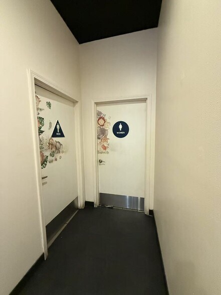 More Photos Of 13089 Peyton Dr, Chino Hills Storefront For Lease