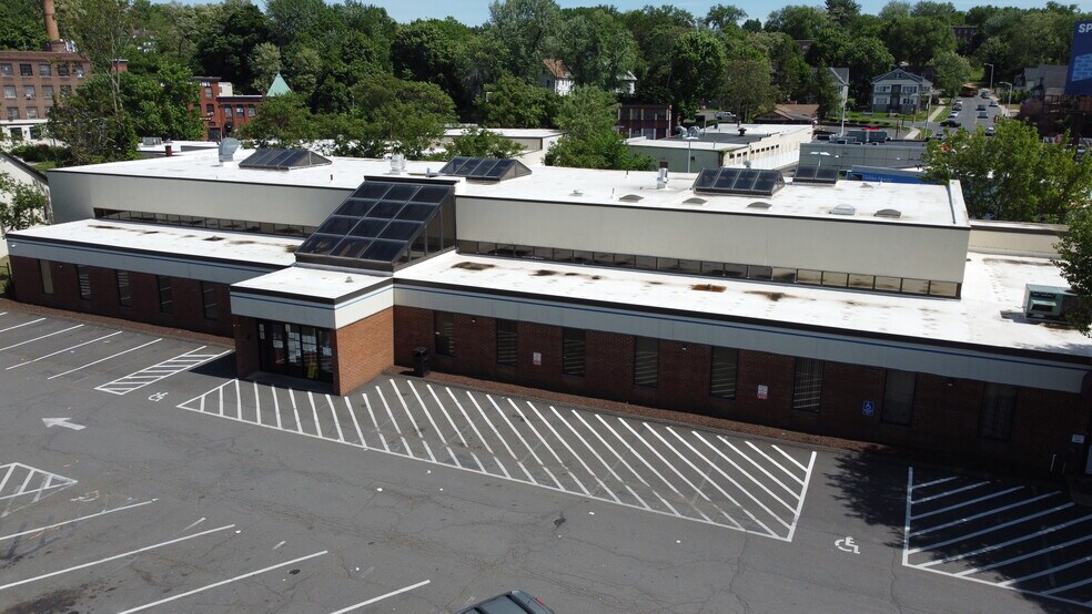 More Photos Of 505-583 E Columbus Ave, Springfield Office For Sale