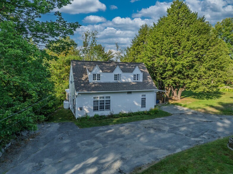 More Photos Of 80 Guider Ln, Bethlehem Hotel For Sale