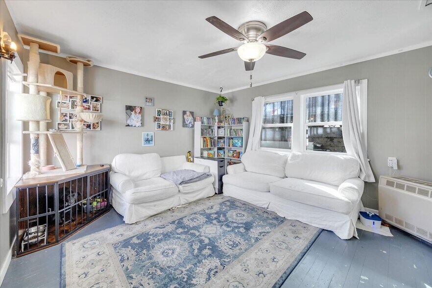 More Photos Of 134 N Washington St, Sonora Specialty For Sale