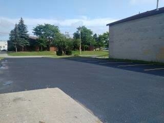 More Photos Of 15 Howard Pl, Kitchener Warehouse For Sale