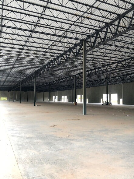 More Photos Of 44080 Little River Tpke, Chantilly Flex For Lease