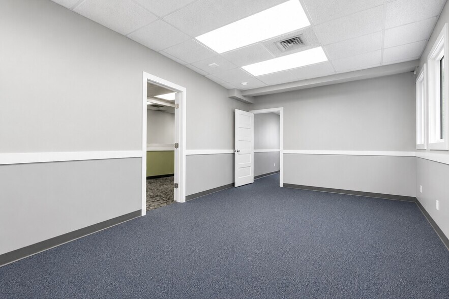 More Photos Of 1575 Hillside Ave, New Hyde Park Medical For Sale