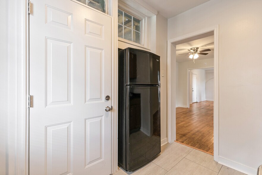 More Photos Of 2400 Barton Ave, Richmond Apartments For Sale