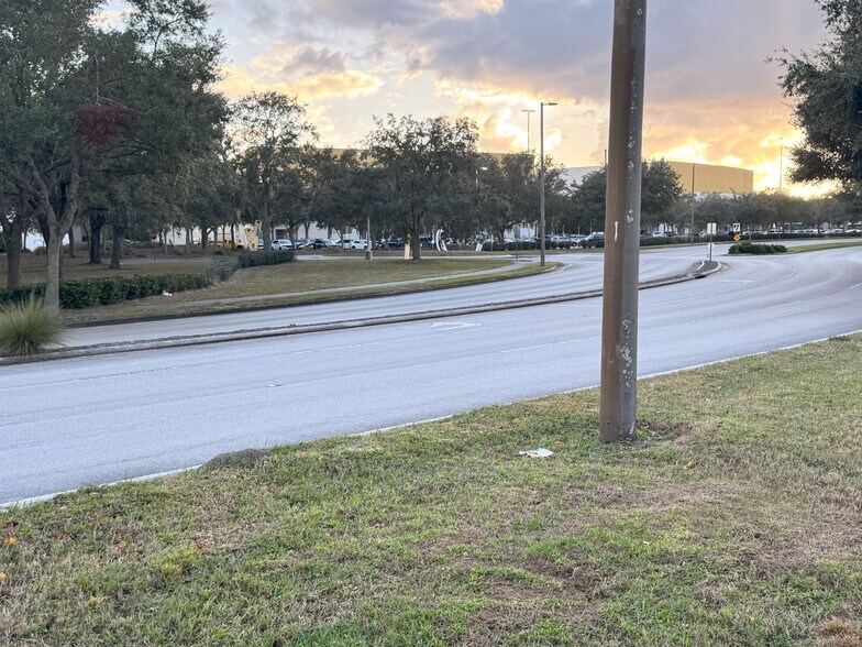 More Photos Of 2501 Oveido Marketplace Blvd, Oviedo Land For Sale