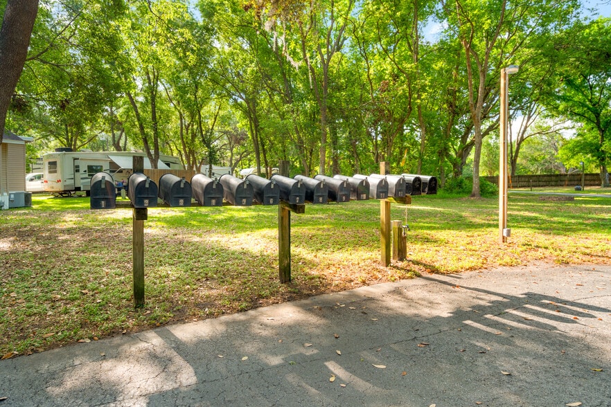 More Photos Of 4045-4049 Allen Rd, Zephyrhills Manufactured Housing Mobile Home Park For Sale