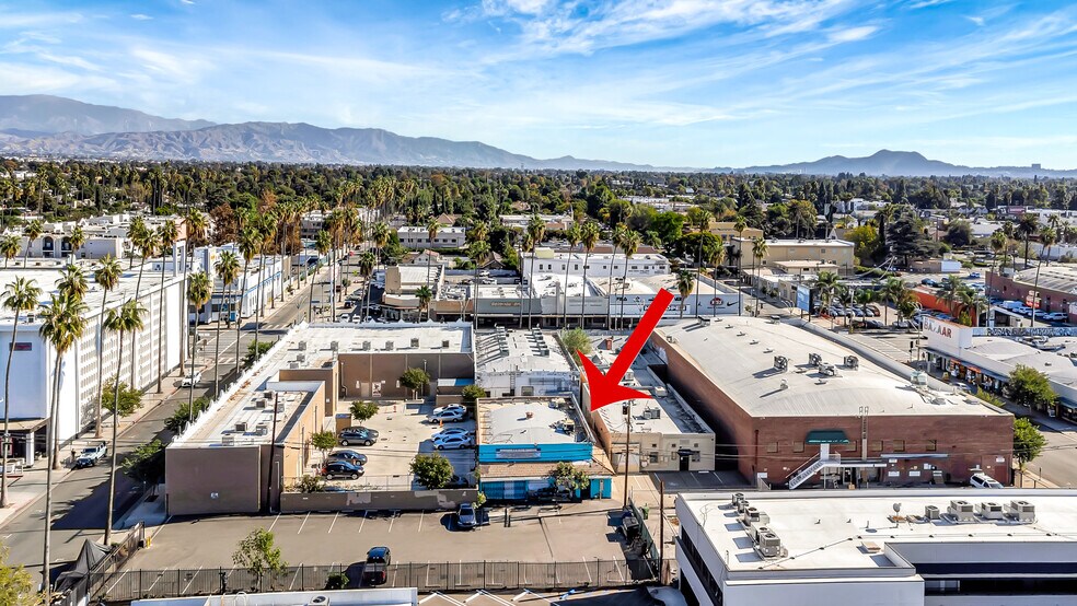 More Photos Of 14526 Haynes St, Van Nuys Industrial For Lease