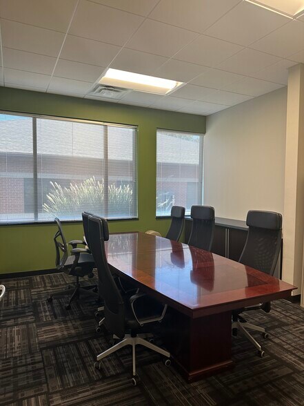 More Photos Of 640 Pierce Blvd, O'Fallon Medical For Lease