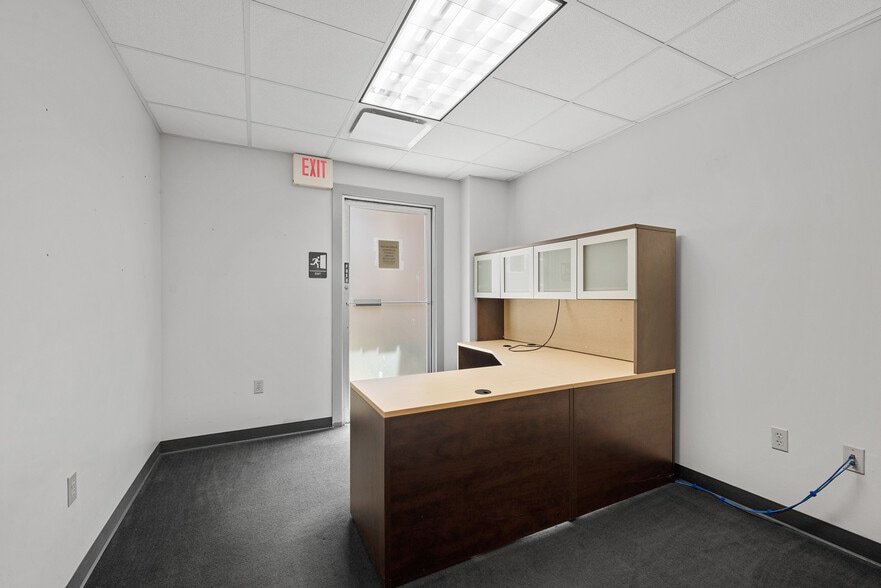 More Photos Of 606 Washington Ave, Bridgeville Loft Creative Space For Lease