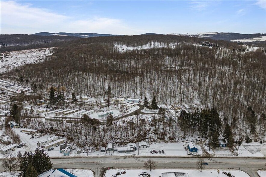 More Photos Of 1016 State Route 13, Cortland Flex For Sale