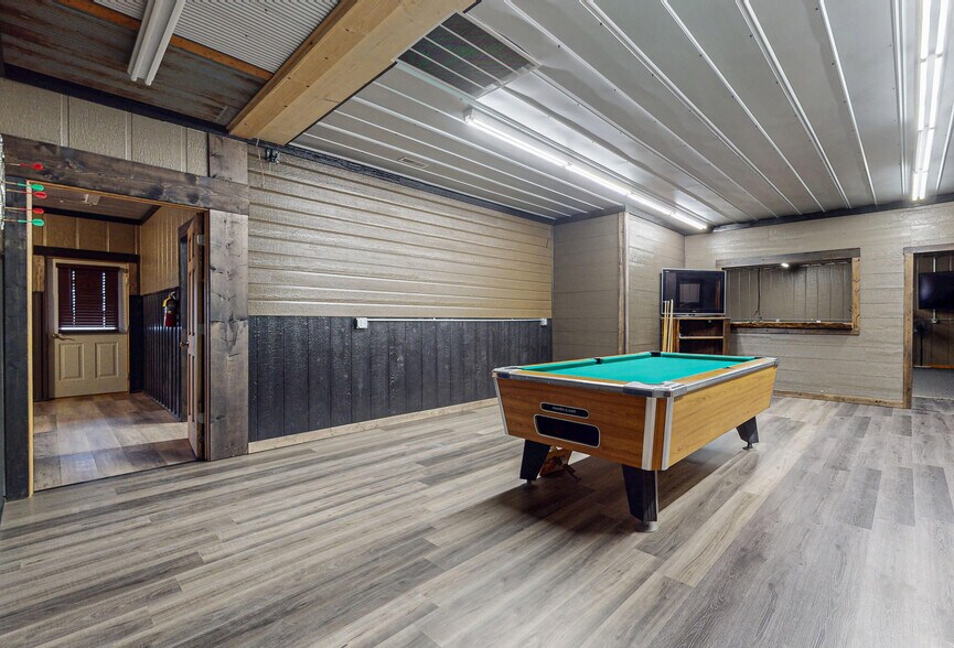 More Photos Of 165 Nebraska St, Sterling General Retail For Sale