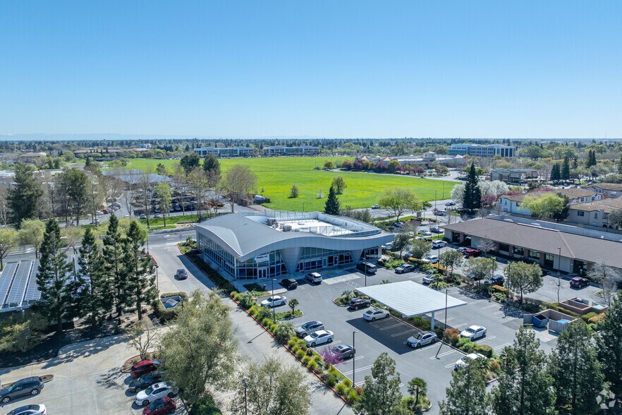 More Photos Of 9250 Big Horn Blvd, Elk Grove Medical For Lease