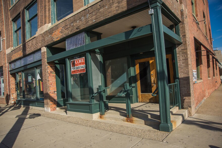 More Photos Of 2-4 N Saginaw St, Pontiac Storefront Retail Residential For Sale