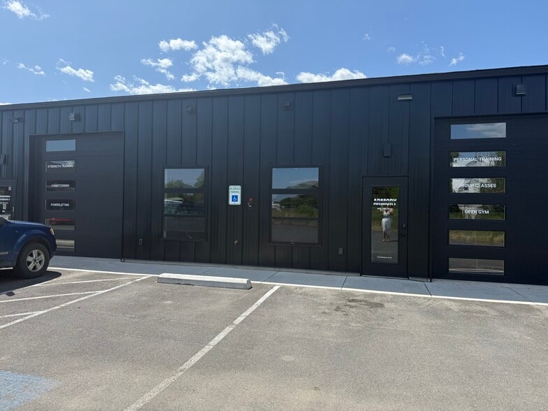 More Photos Of 21 Meridian Ct, Kalispell Light Distribution For Lease