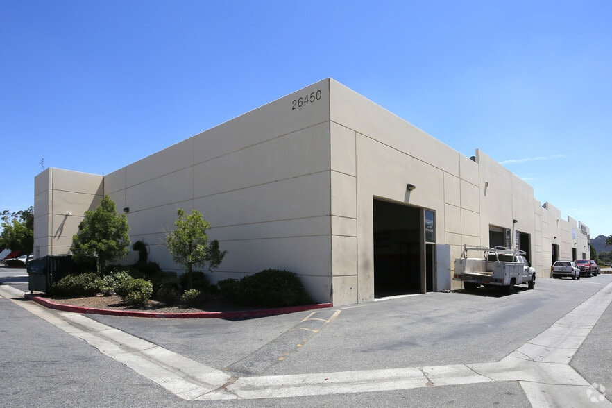 More Photos Of 26450 Jefferson Ave, Murrieta Showroom For Lease