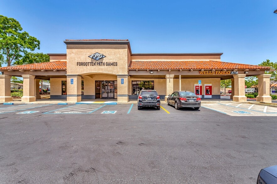 More Photos Of 1919 Peabody Rd, Vacaville Freestanding For Sale